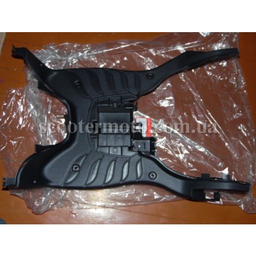 Пластик полик Honda SH 125-150 - 2005, 2006, 2007, 2008 г.в, оригінал