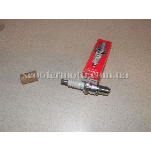 Свічка BR9EG Honda CR125, CR250, CR450, оригінал